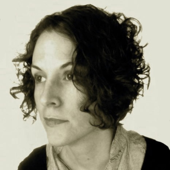 Meet your Posher, Amy - Picture 2 of 3